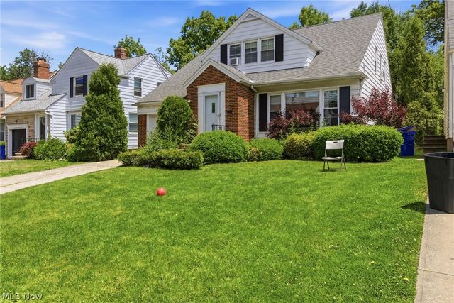2431 White Road, University Heights, OH 44118