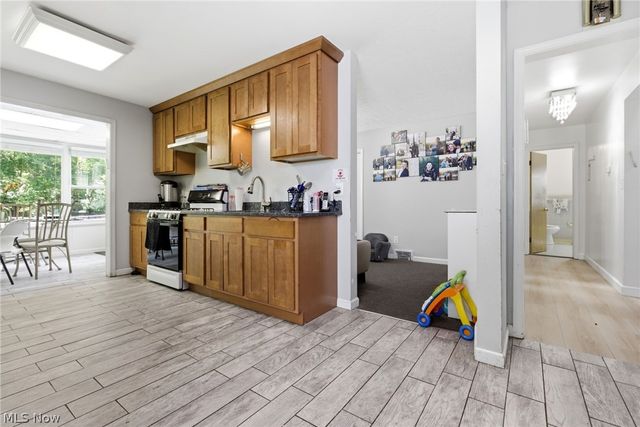 2431 White Road, University Heights, OH 44118