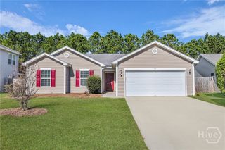 34 Twin Oaks Place, Savannah, GA 31407