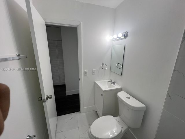 3251 SW 56th Ave 3261, West Park, FL 33023