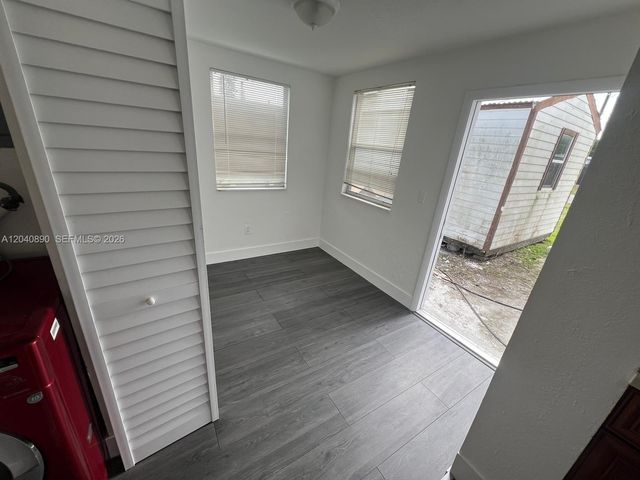 3251 SW 56th Ave 3261, West Park, FL 33023