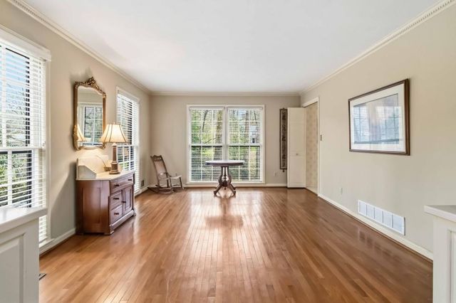 810 Oakstone Trail, Roswell, GA 30075