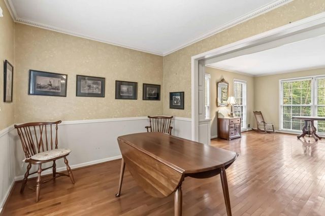 810 Oakstone Trail, Roswell, GA 30075