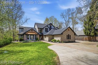 2739 Riverside Drive, Port Huron, MI 48060