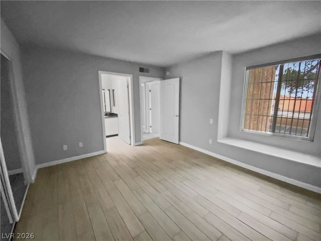 9325 Desert Inn Road 278, Las Vegas, NV 89117