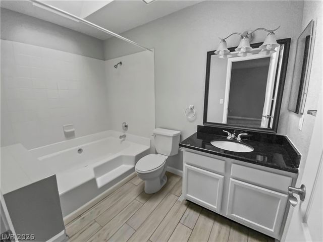 9325 Desert Inn Road 278, Las Vegas, NV 89117