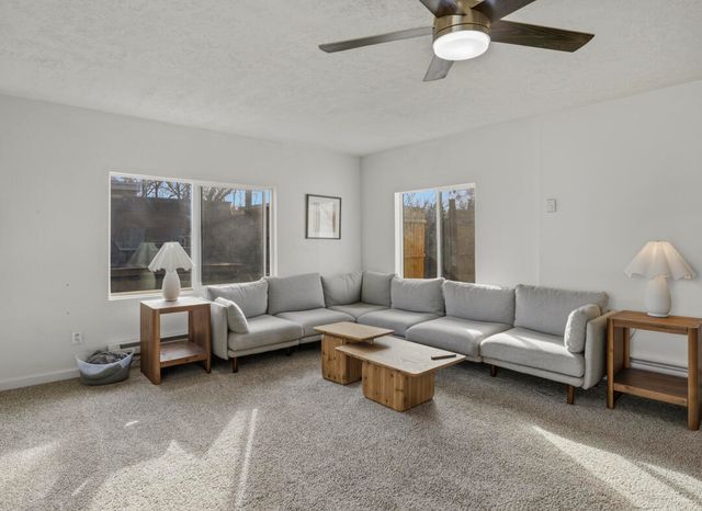 1004 Mary Ellen Street NE, Albuquerque, NM 87112