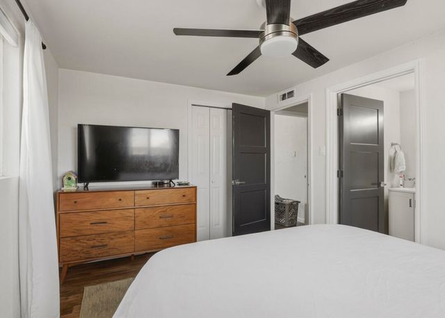 1004 Mary Ellen Street NE, Albuquerque, NM 87112