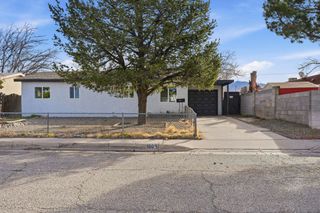 1004 Mary Ellen Street NE, Albuquerque, NM 87112