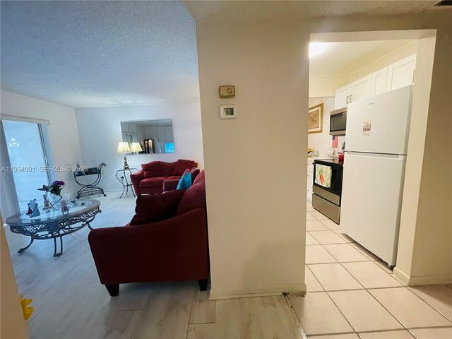 5180 E Sabal Palm Boulevard 235, Tamarac, FL 33319