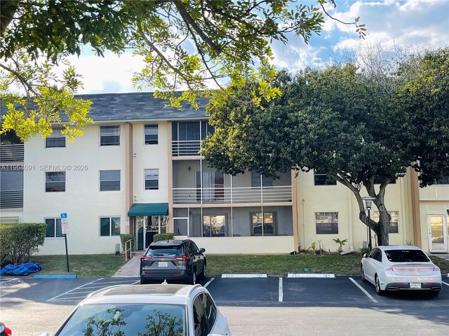 5180 E Sabal Palm Boulevard 235, Tamarac, FL 33319