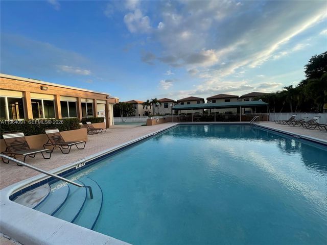 5180 E Sabal Palm Boulevard 235, Tamarac, FL 33319