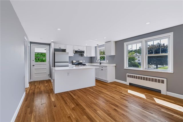 7 Rice Street, Johnston, RI 02919
