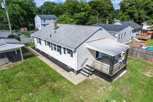 7 Rice Street, Johnston, RI 02919