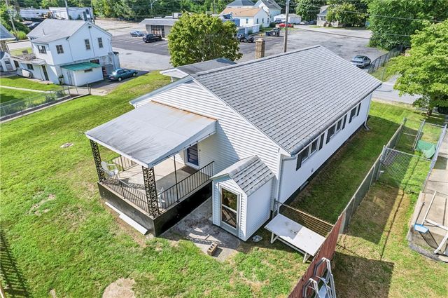 7 Rice Street, Johnston, RI 02919