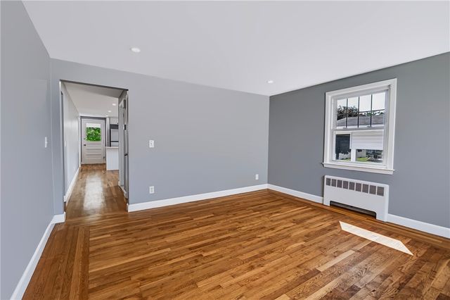 7 Rice Street, Johnston, RI 02919