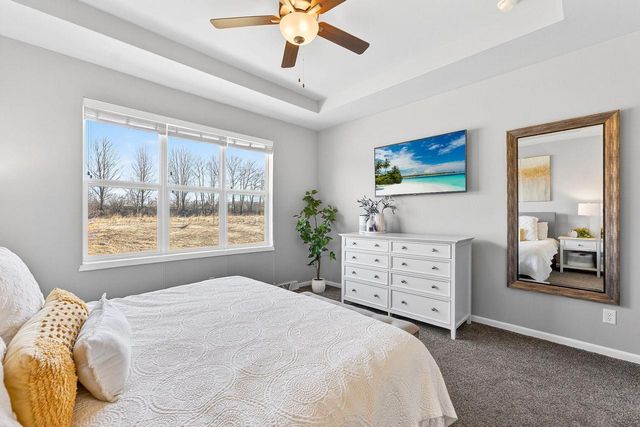 N62W21752 Augusta PARKWAY, Menomonee Falls, WI 53051