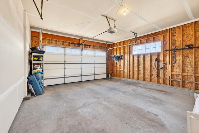 N62W21752 Augusta PARKWAY, Menomonee Falls, WI 53051