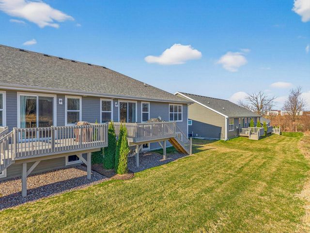 N62W21752 Augusta PARKWAY, Menomonee Falls, WI 53051