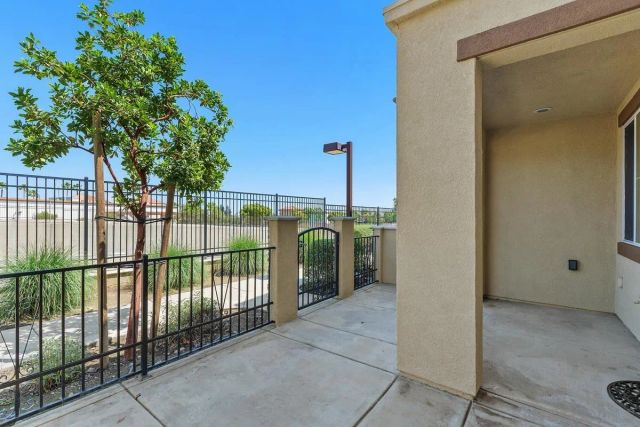 8011 City View Pl, Rancho Cucamonga, CA 91730