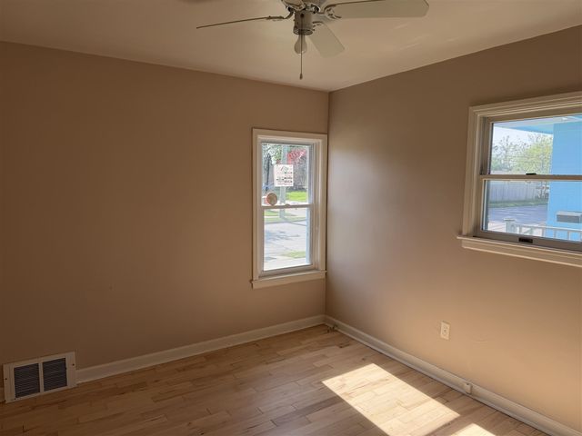 22415 Wilmot Avenue, Eastpointe, MI 48021