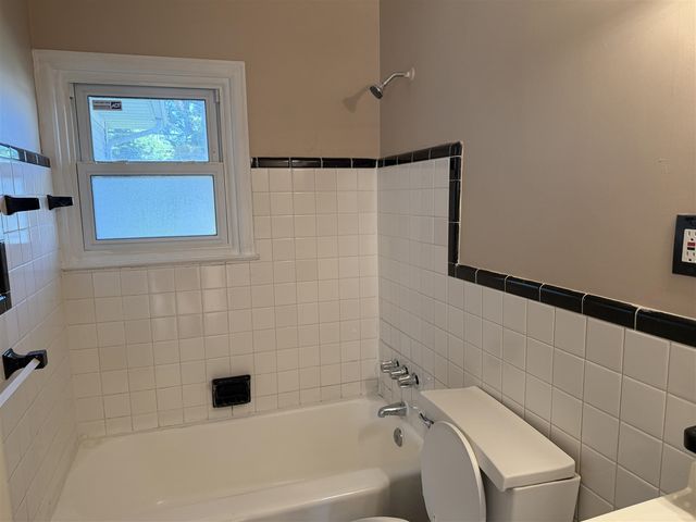 22415 Wilmot Avenue, Eastpointe, MI 48021