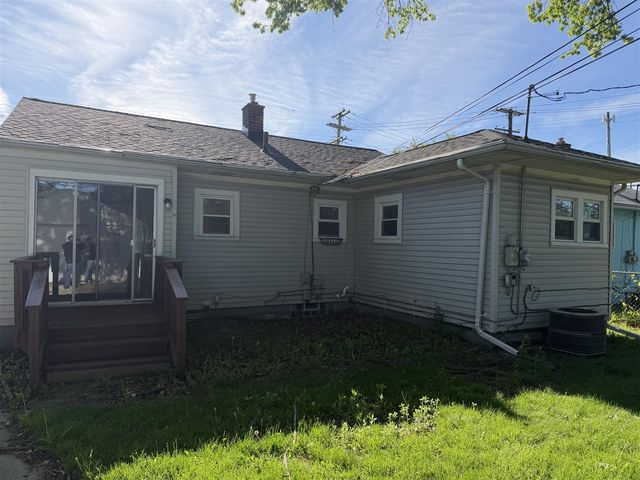 22415 Wilmot Avenue, Eastpointe, MI 48021