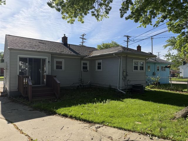 22415 Wilmot Avenue, Eastpointe, MI 48021
