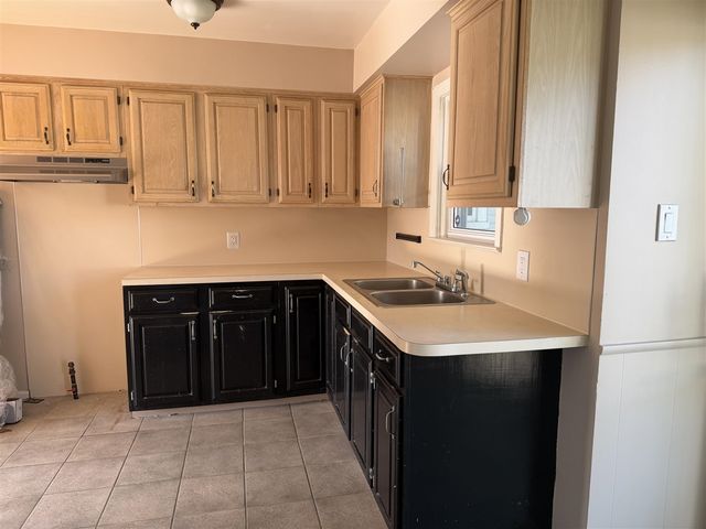 22415 Wilmot Avenue, Eastpointe, MI 48021