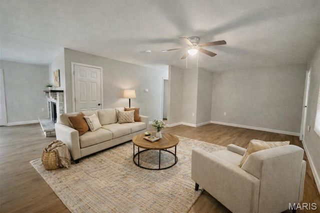 505 Thistle Lane, Swansea, IL 62226