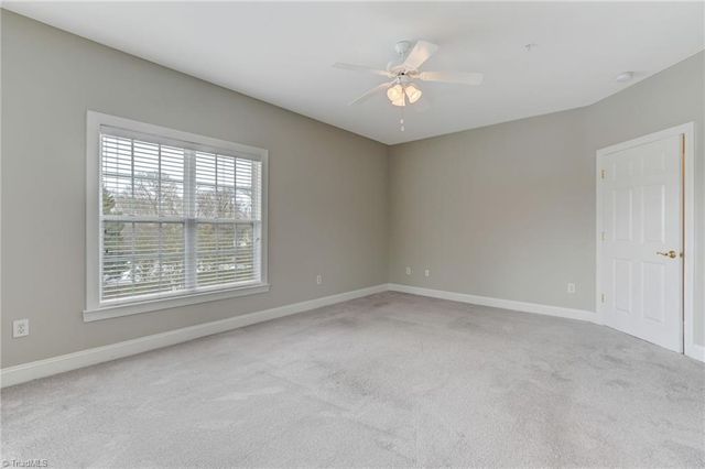 522 College Road 303, Greensboro, NC 27410