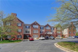 522 College Road 303, Greensboro, NC 27410