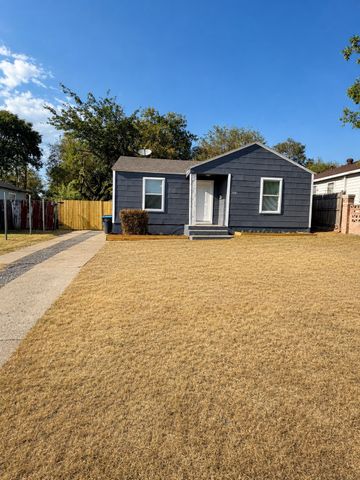 2801 Burchill Road S, Fort Worth, TX 76105