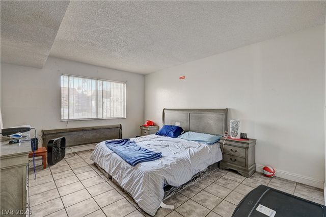 1440 Vegas Valley Drive 1, Las Vegas, NV 89169