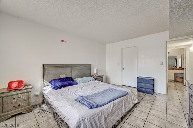 1440 Vegas Valley Drive 1, Las Vegas, NV 89169