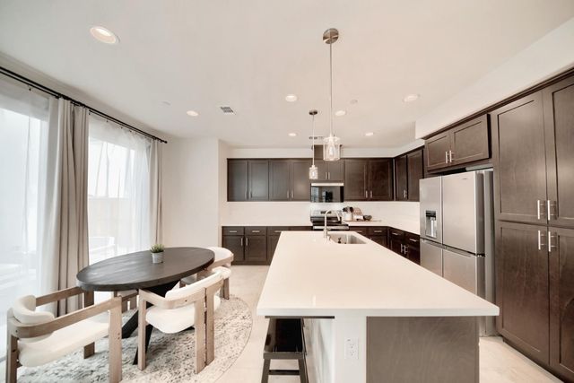 2615 Eastshore Way, Lathrop, CA 95330