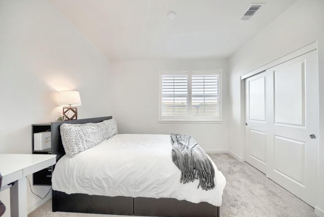 2615 Eastshore Way, Lathrop, CA 95330