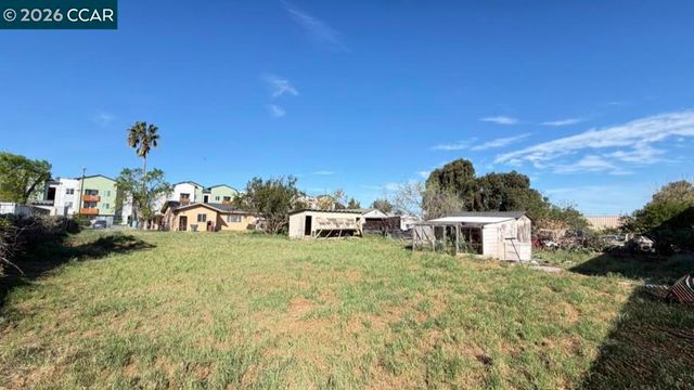 5284 Elm Ln, Oakley, CA 94561