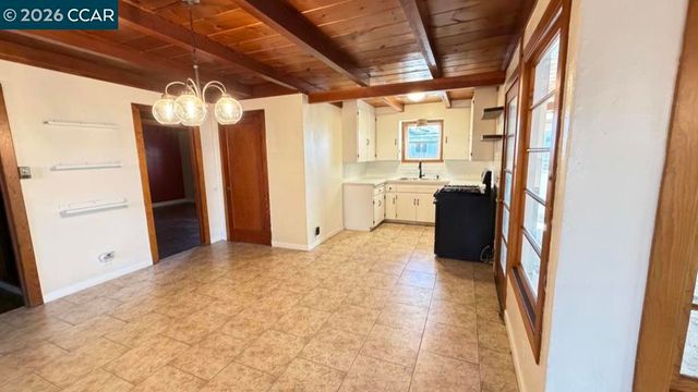 5284 Elm Ln, Oakley, CA 94561