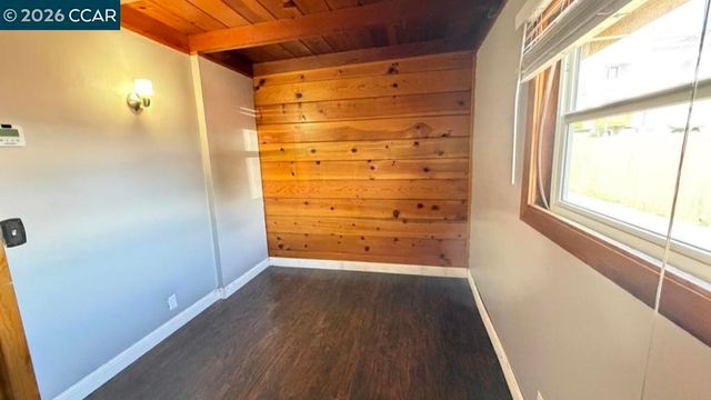 5284 Elm Ln, Oakley, CA 94561