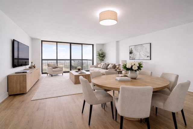 5201 S Cornell Avenue 12C, Chicago, IL 60615