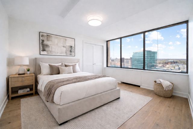 5201 S Cornell Avenue 12C, Chicago, IL 60615