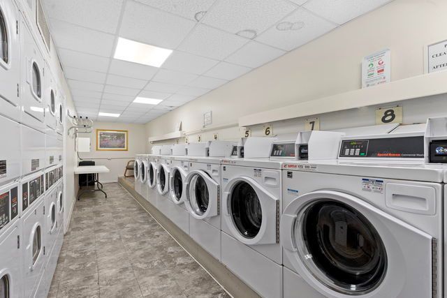 5201 S Cornell Avenue 12C, Chicago, IL 60615