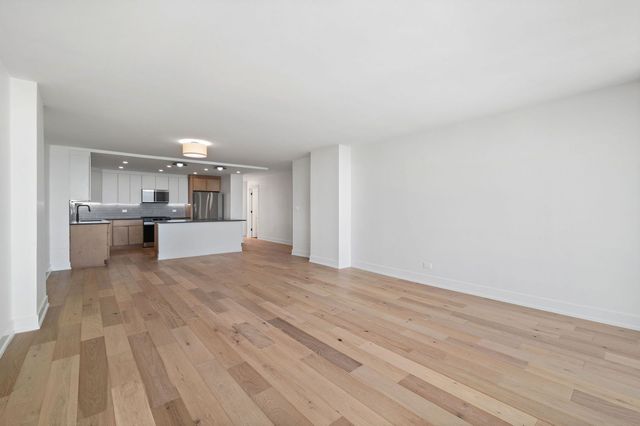 5201 S Cornell Avenue 12C, Chicago, IL 60615