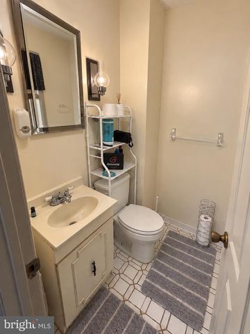 1210 WATERFORD DR, District Heights, MD 20747