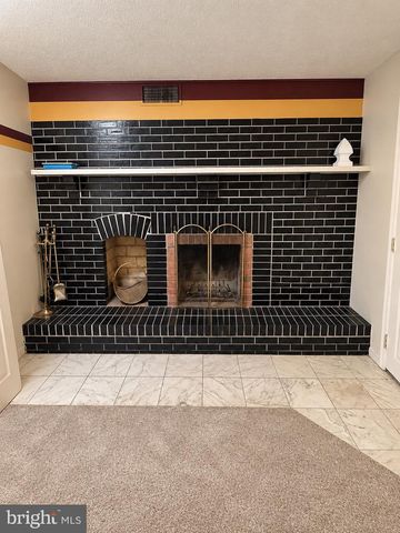 1210 WATERFORD DR, District Heights, MD 20747
