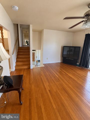 1210 WATERFORD DR, District Heights, MD 20747