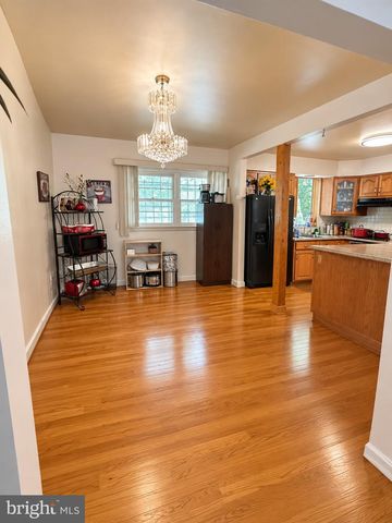 1210 WATERFORD DR, District Heights, MD 20747