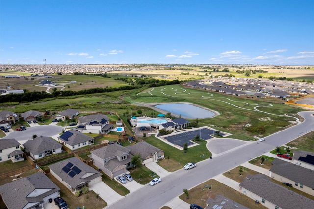 148 Rearden BLVD, Jarrell, TX 76537