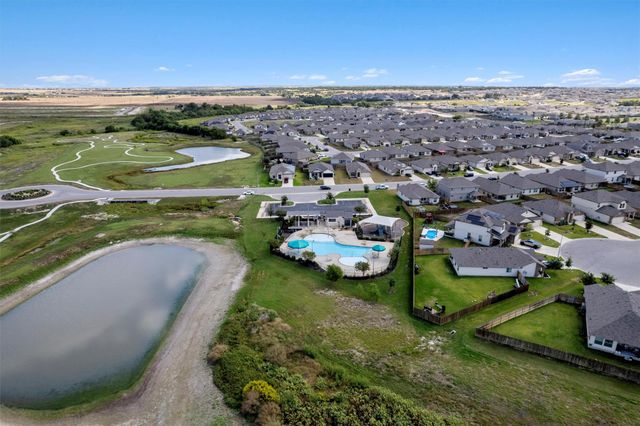 148 Rearden BLVD, Jarrell, TX 76537